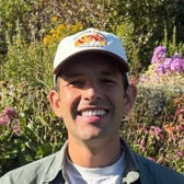 Santiago, founder of Flor Keeps